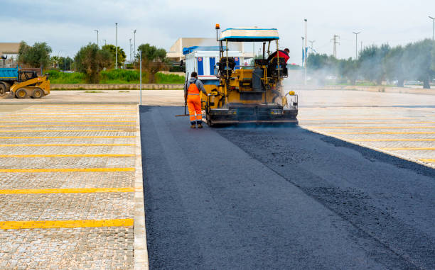 Best Driveway Paving Contractor  in Bedford, TX
